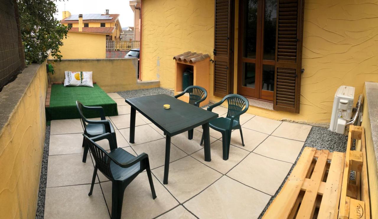 Apartament Casa Vacanze Al Parco Giba Zewnętrze zdjęcie